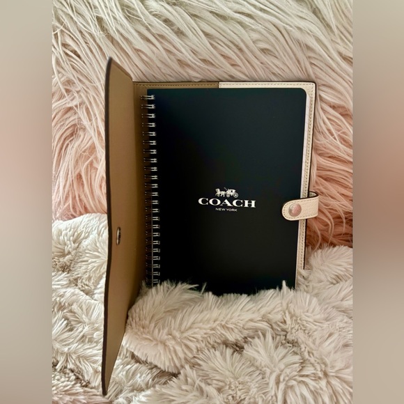 NEW Coach Refined Pebble Leather Chalk Multi Floral Print Notebook Journal - Picture 3 of 15